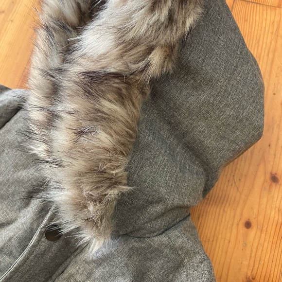 ❄️ Gray Parka Canadiana - Picture 9 of 14